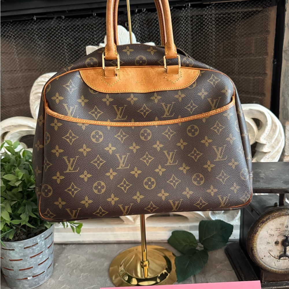 Louis Vuitton Vintage Deauville Monogram Brown and Tan with COA